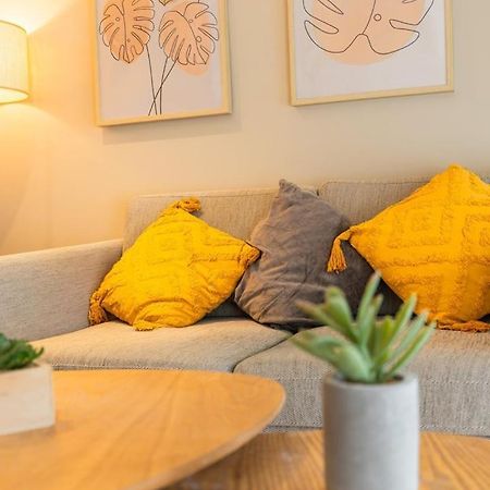 Duplex Confortable En Centre Avec 2 Chambres Châlons-en-Champagne Dış mekan fotoğraf