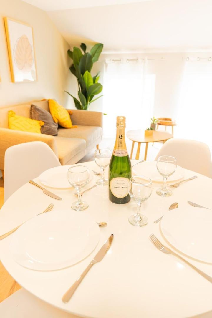 Duplex Confortable En Centre Avec 2 Chambres Châlons-en-Champagne Dış mekan fotoğraf