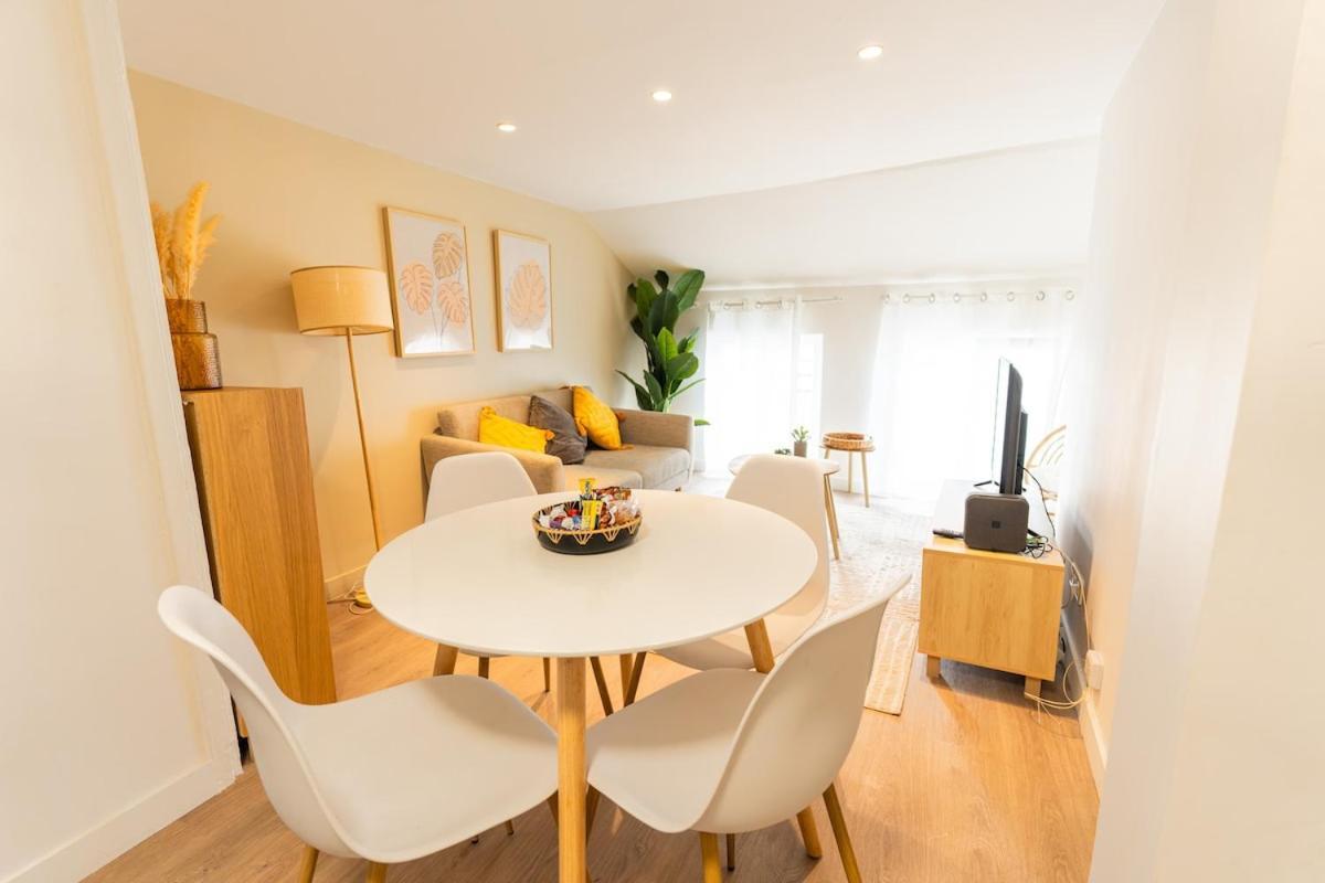 Duplex Confortable En Centre Avec 2 Chambres Châlons-en-Champagne Dış mekan fotoğraf